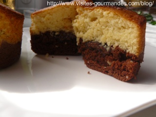 Muffin chocolat blanc et noir et son coeur fondant au nutella