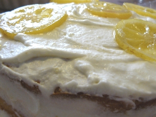 Gâteau  à la mousse de citron au mascarpone.